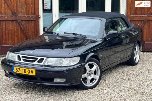 Saab 9-3 (2000) — foto 1