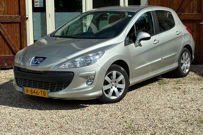 Peugeot 308 (2007)
