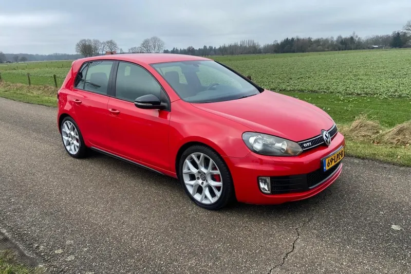 Volkswagen Golf (2010)
