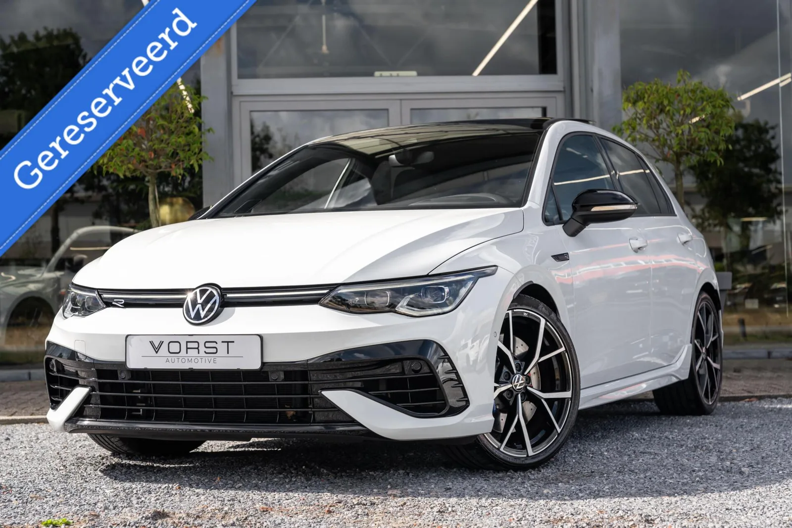 Volkswagen Golf (2022) — foto 1