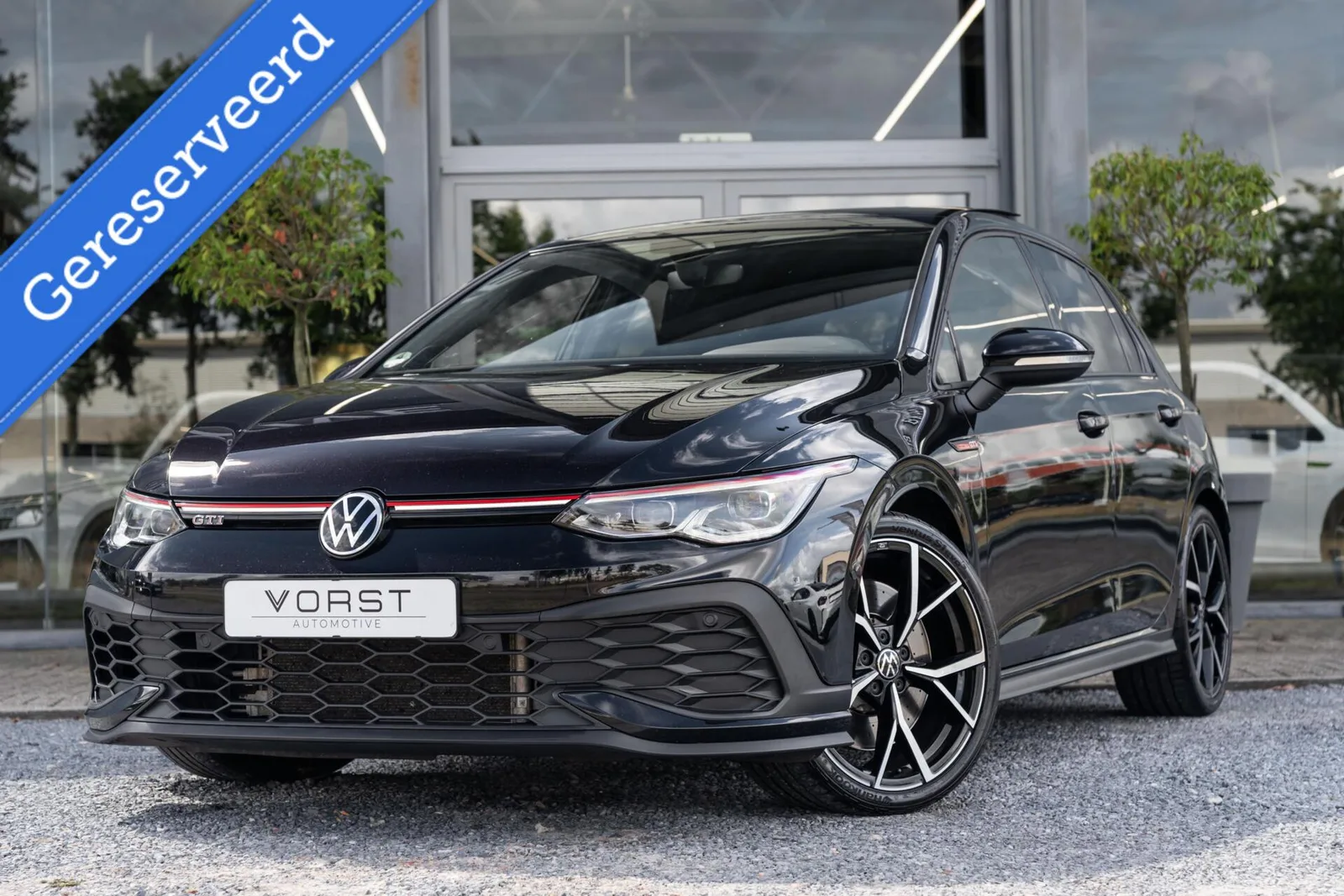 Volkswagen Golf (2021) — foto 1