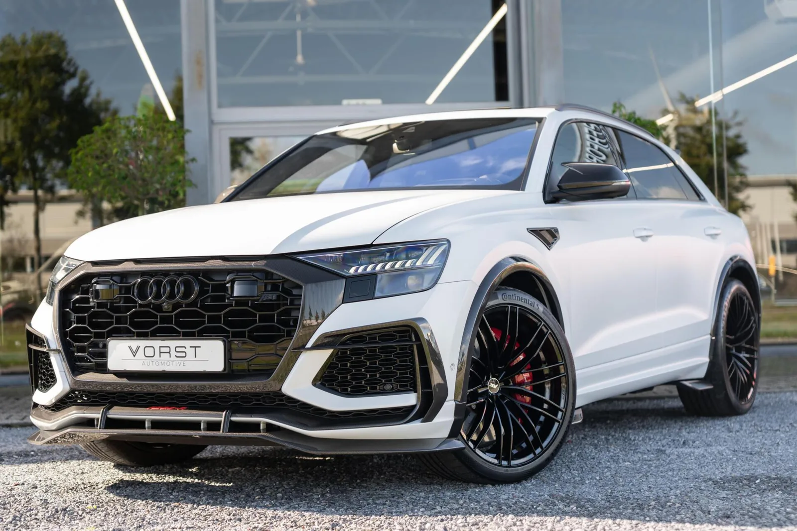 Audi RS Q8 (2022) — foto 1