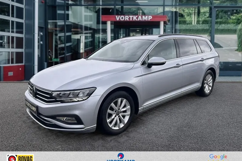 Volkswagen Passat (2022)