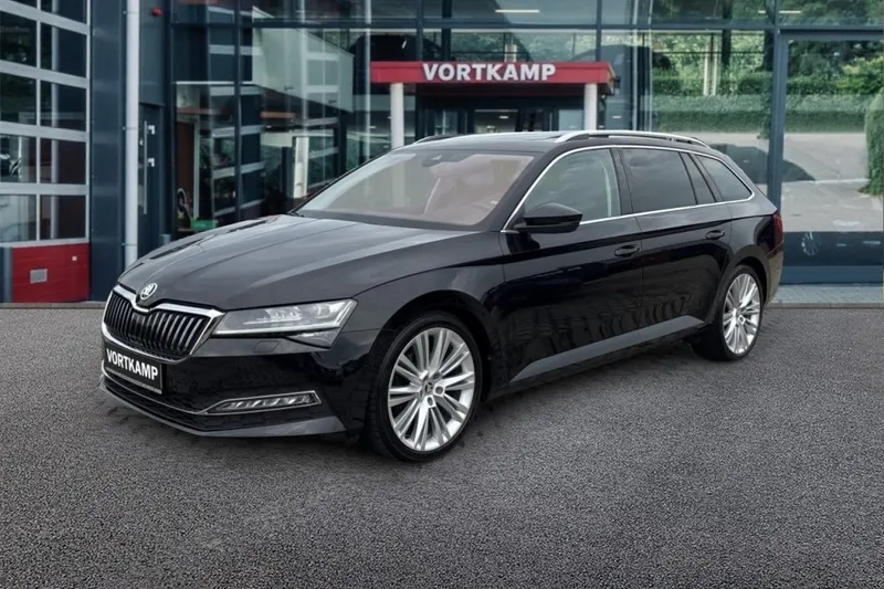 Škoda Superb (2022)