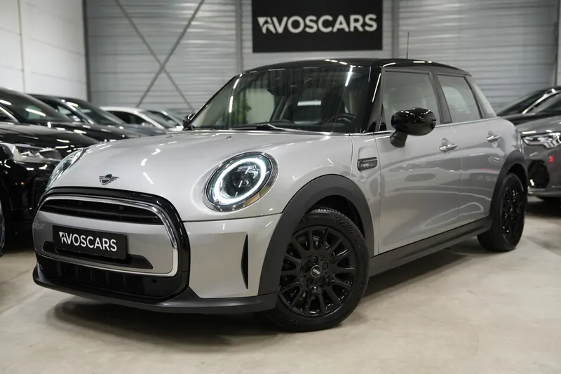 MINI Cooper (2023)