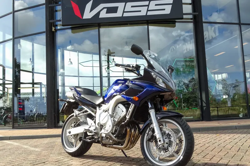 Yamaha FZ 6S Fazer (2004)