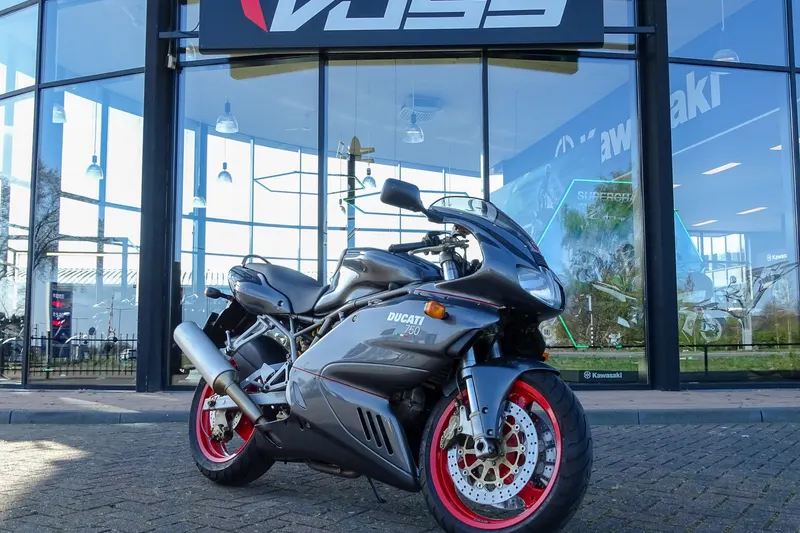 Ducati 750 SS (2003)
