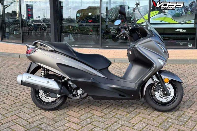 Suzuki Burgman 200 (2017)