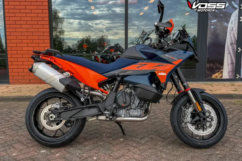 KTM 890 SMT (2026)