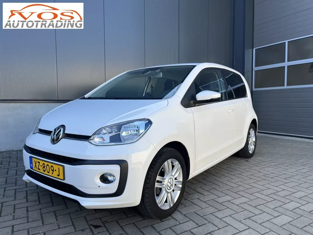 Volkswagen Up! (2019) — foto 1