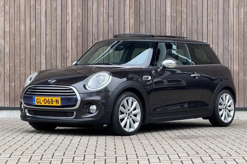 MINI Cooper (2015)