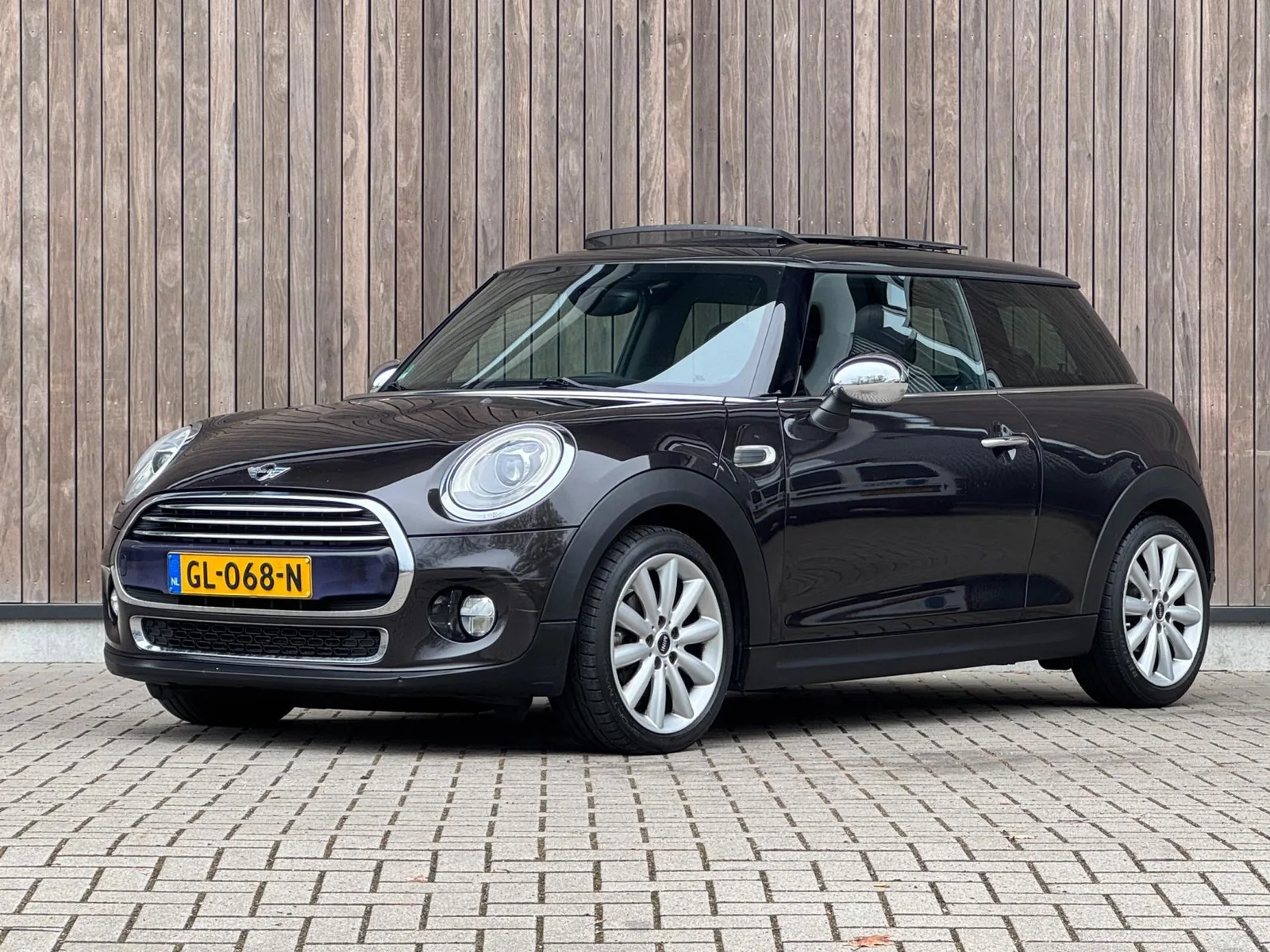 MINI Cooper (2015) — foto 1