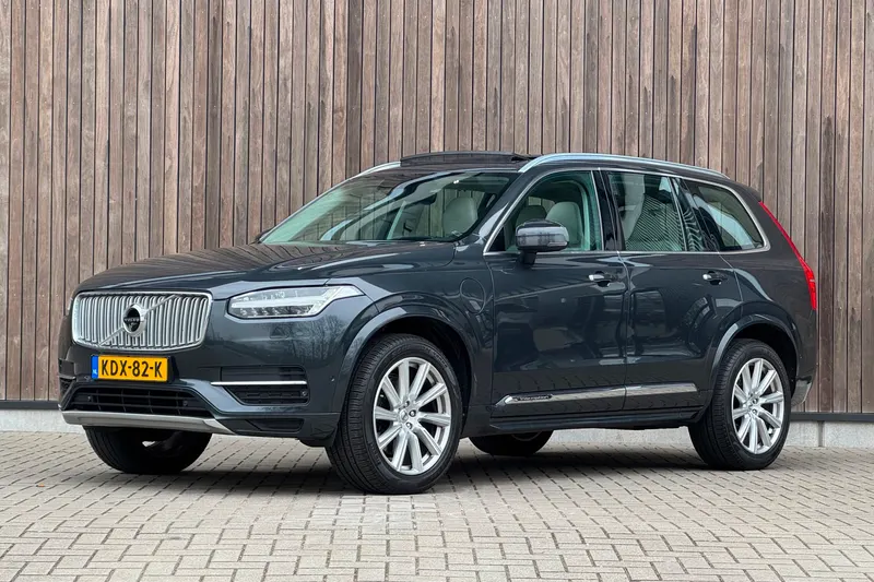 Volvo XC90 (2016)