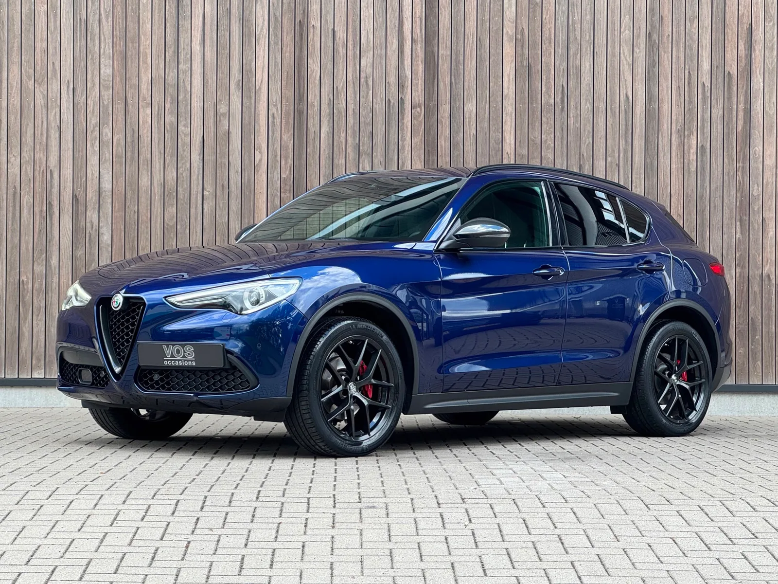 Alfa Romeo Stelvio (2019) — foto 1