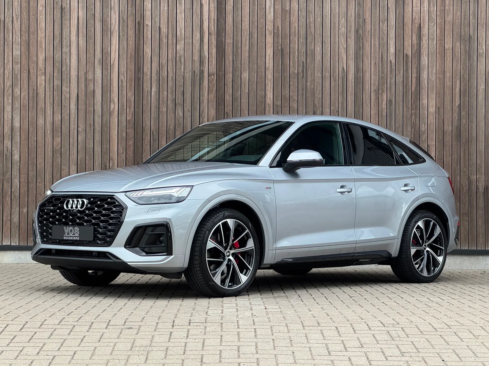 Audi Q5 Sportback (2021) — foto 1