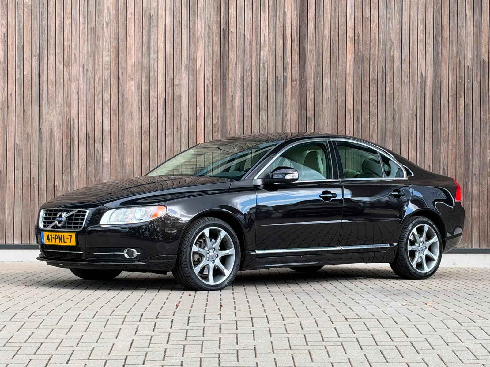 Volvo S80 (2011) — foto 1