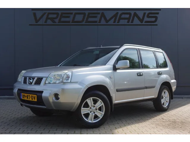 Nissan X-Trail (2005) — foto 1