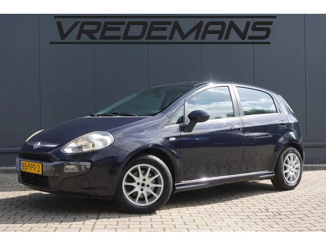 Fiat Punto (2011) — foto 1