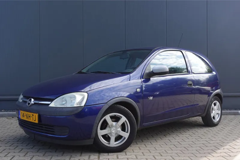 Opel Corsa (2003)