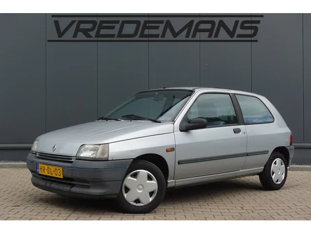 Renault Clio (1994) — foto 1
