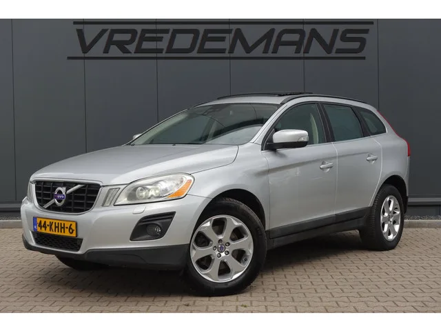 Volvo XC60 (2008) — foto 1