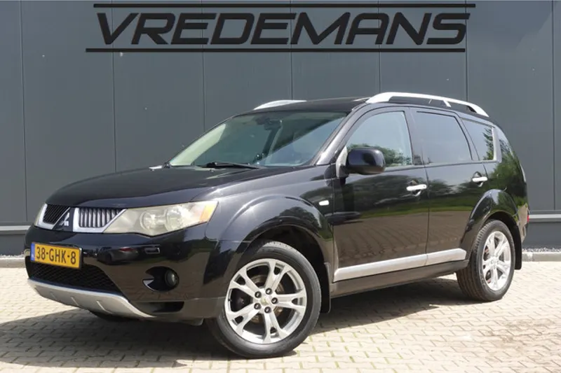 Mitsubishi Outlander (2008)