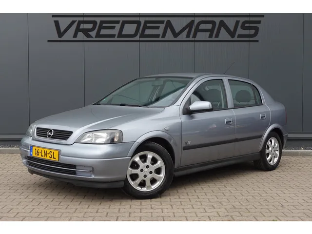 Opel Astra (2003) — foto 1