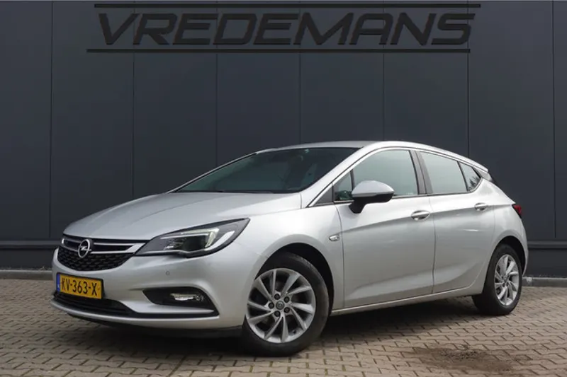 Opel Astra (2016)