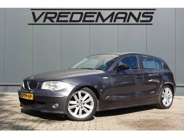 BMW 1-Serie (2006) — foto 1