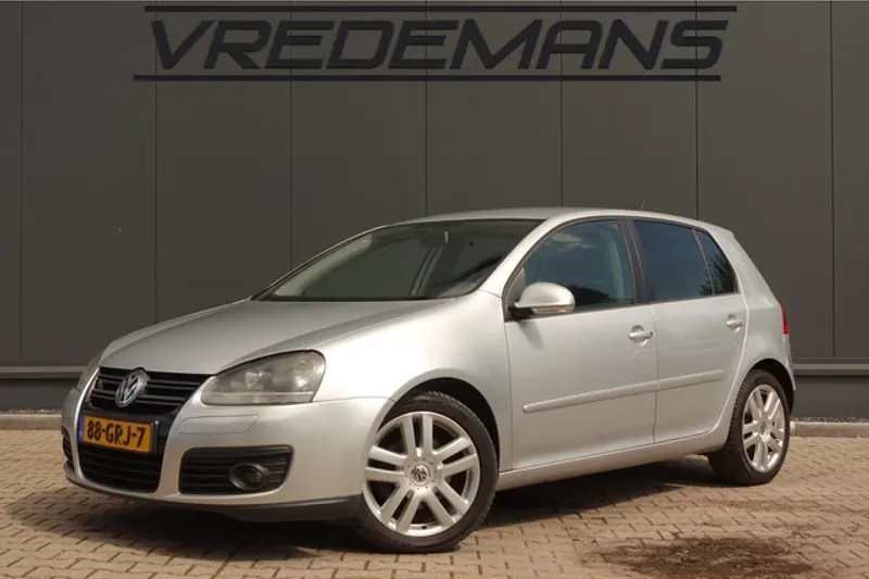 Volkswagen Golf (2008)