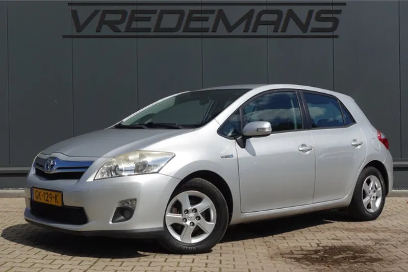 Toyota Auris (2011)