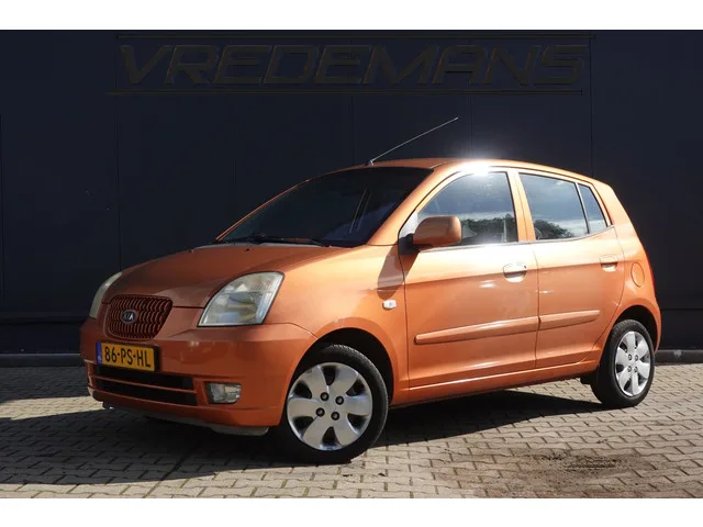 Kia Picanto (2004) — foto 1