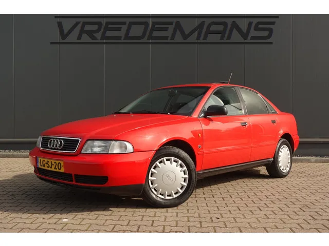 Audi A4 (1995) — foto 1