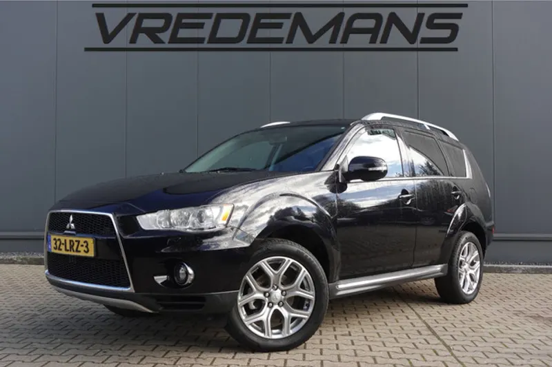 Mitsubishi Outlander (2010)