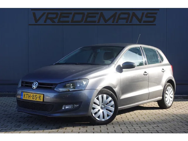 Volkswagen Polo (2011) — foto 1