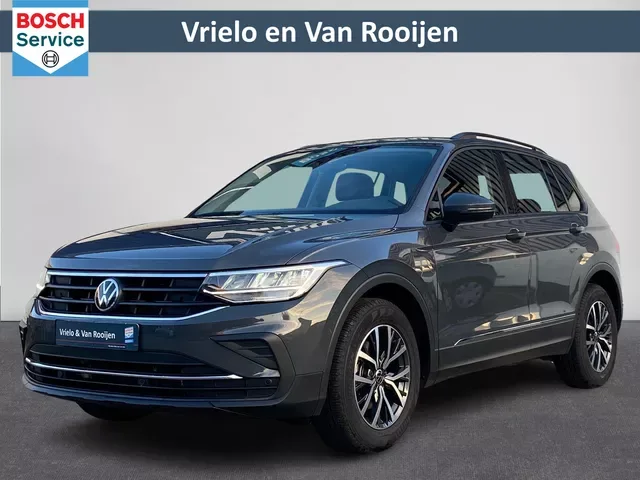 Volkswagen Tiguan (2023) — foto 1