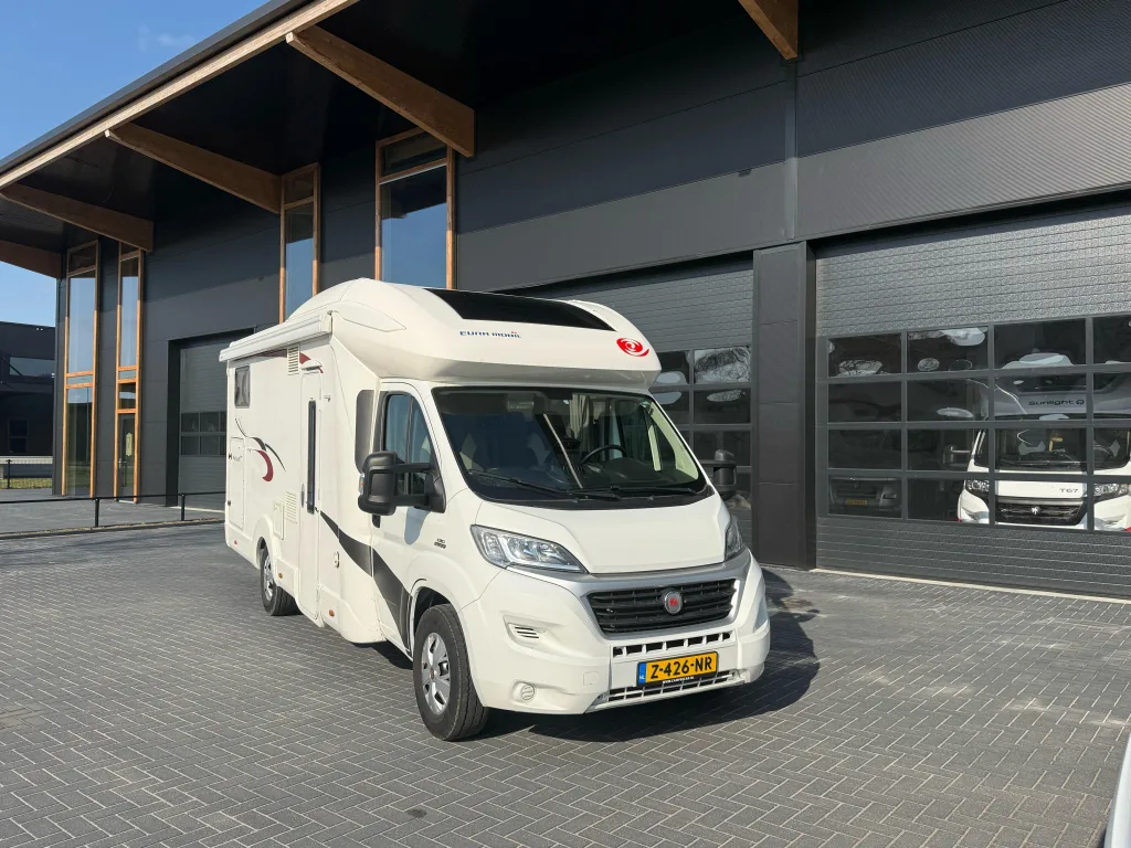 Eura Mobil Profila (2014) — foto 1
