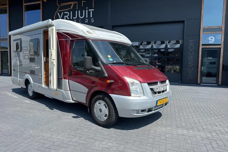 Hymer B 654 (2008)