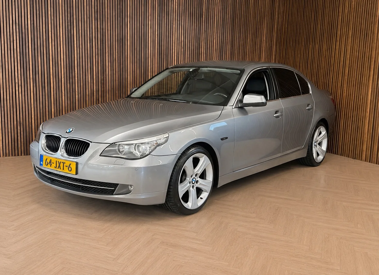 BMW 5-Serie (2009) — foto 1