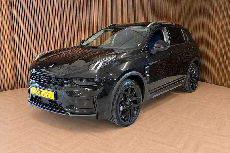 Lynk & Co 01 (2023)