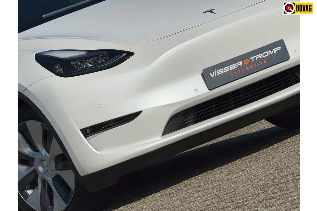 Tesla Model Y (2021) — foto 1