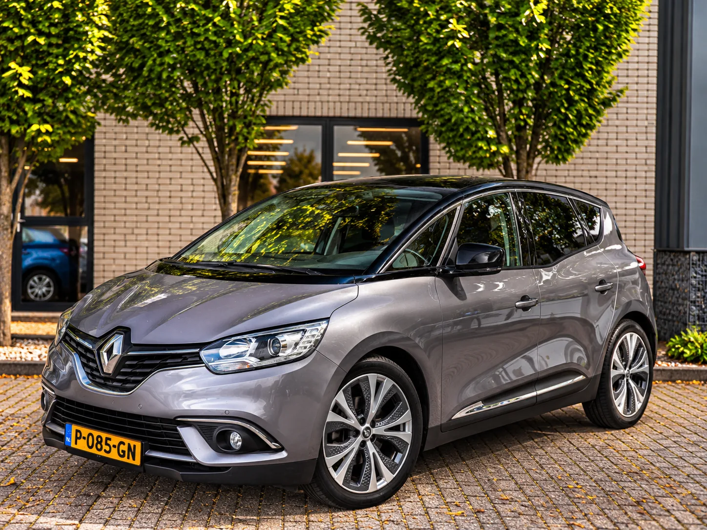 Renault Scénic (2017) — foto 1