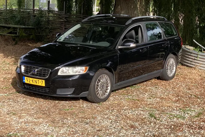 Volvo V50 (2010)