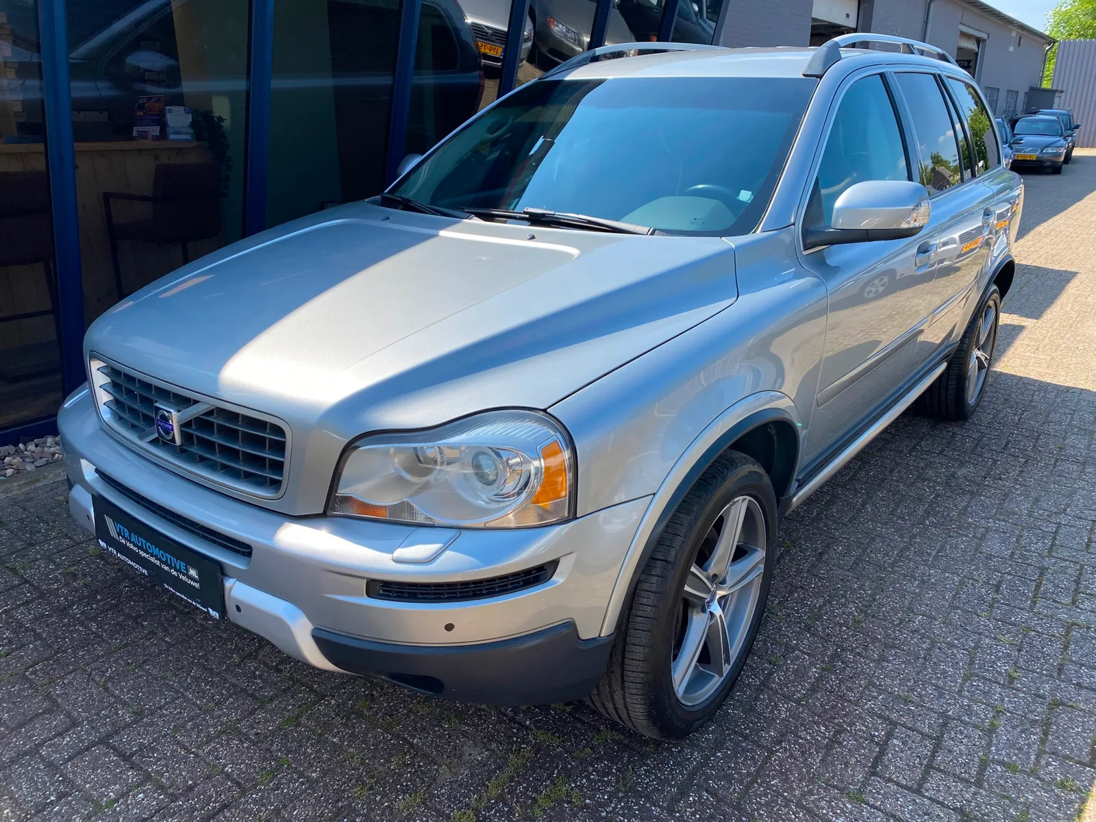 Volvo XC90 (2008) — foto 1