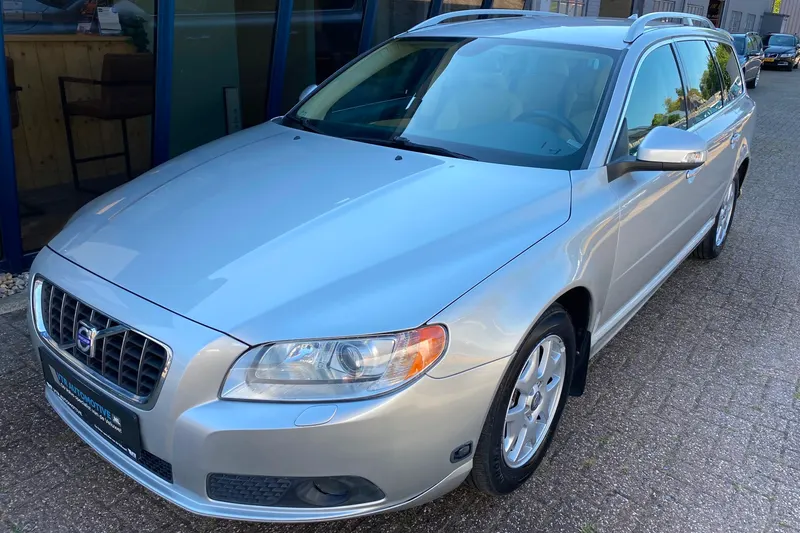 Volvo V70 (2006)