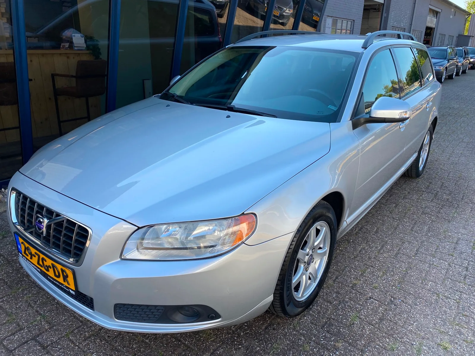 Volvo V70 (2008) — foto 1