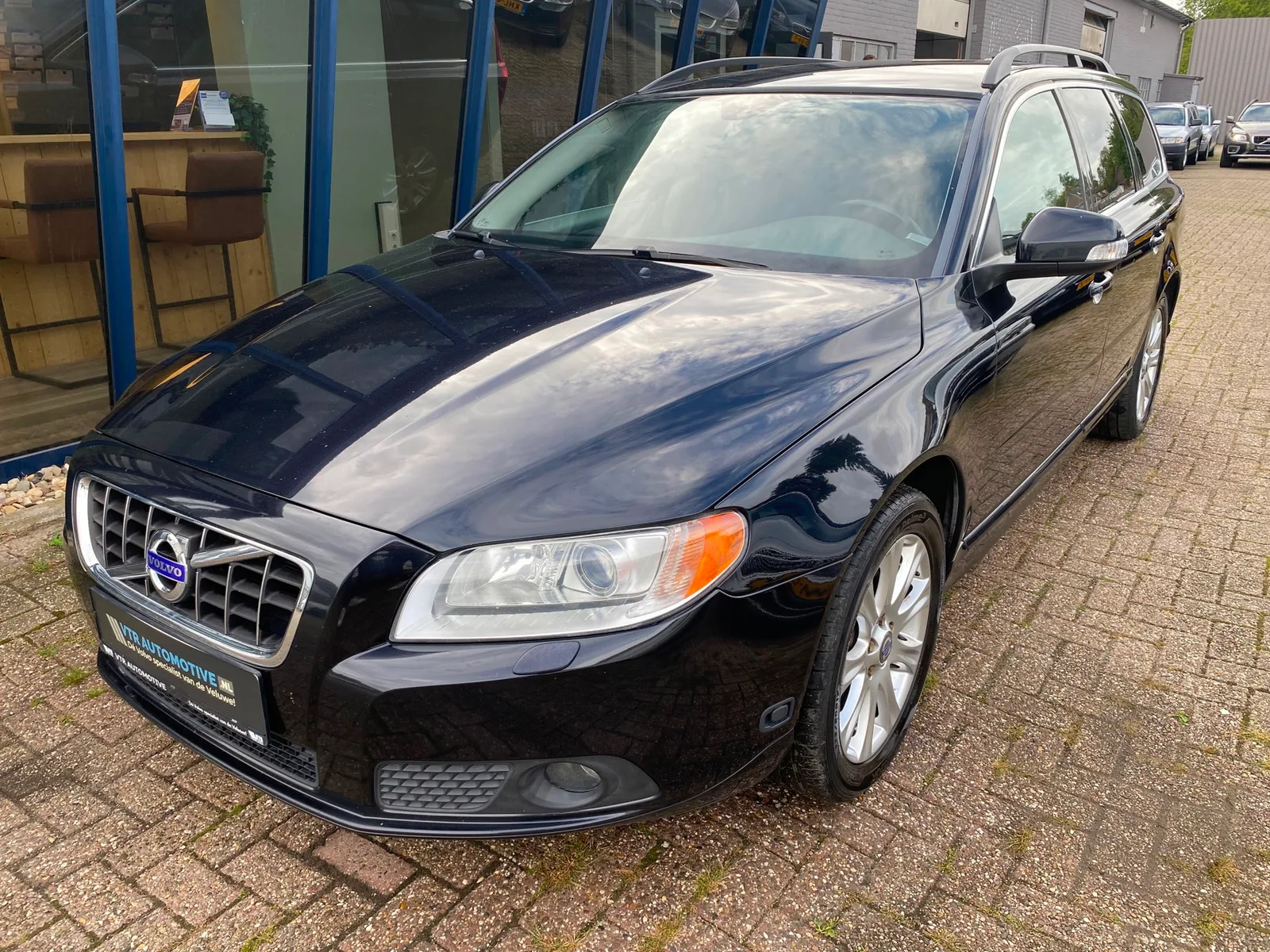Volvo V70 (2009) — foto 1