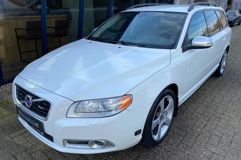 Volvo V70 (2010)