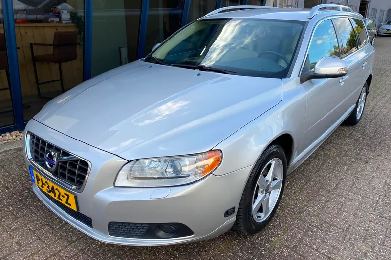 Volvo V70 (2010)