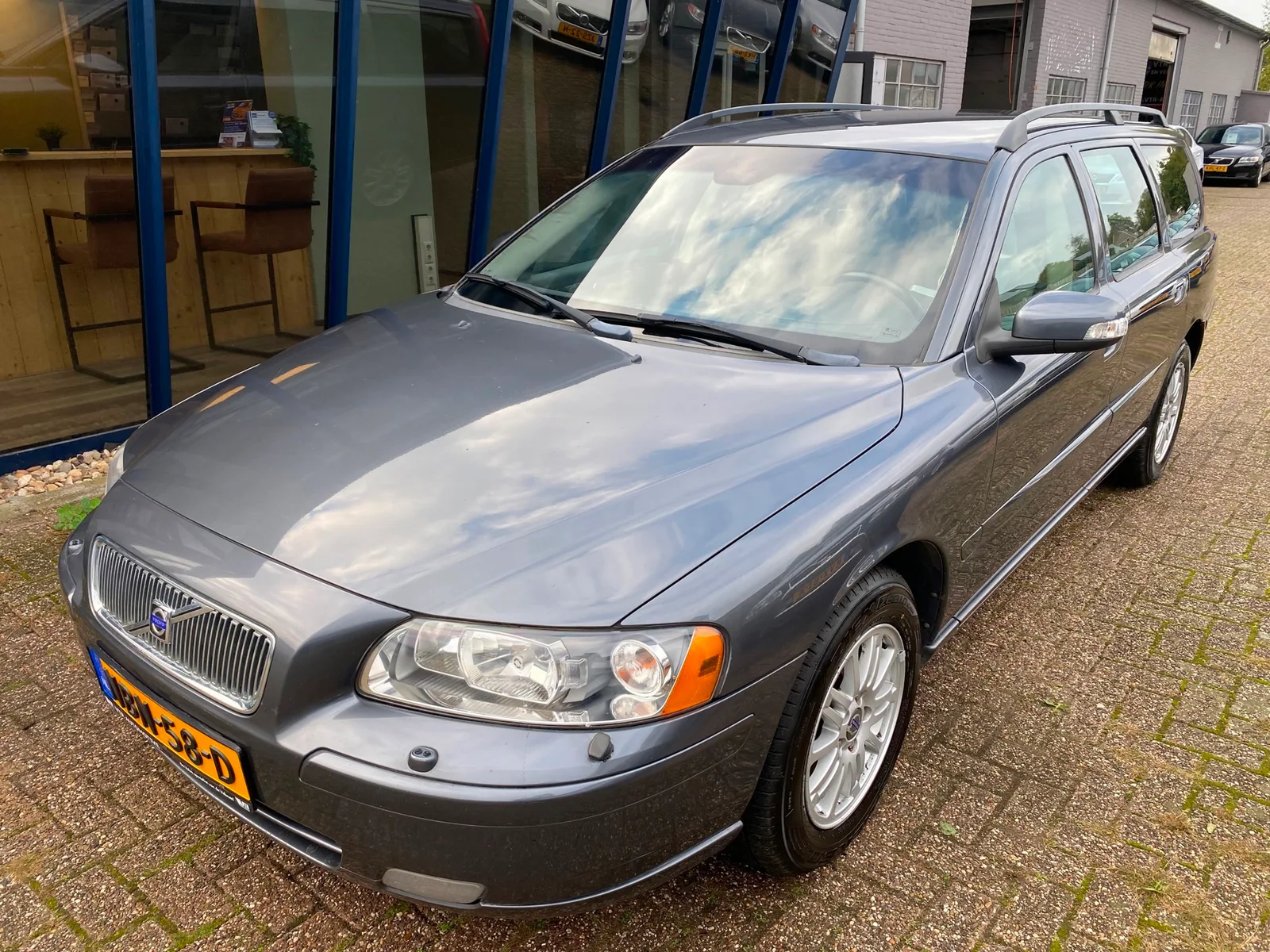 Volvo V70 (2007) — foto 1